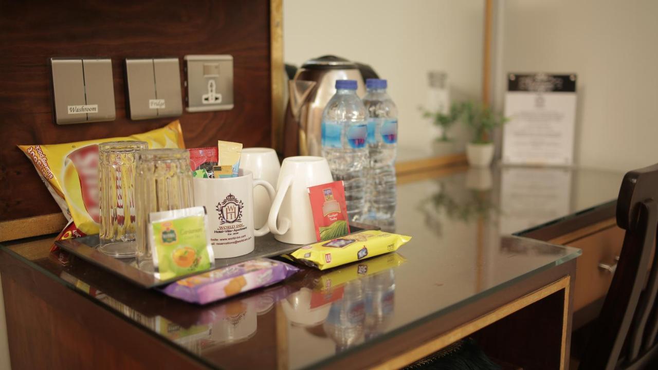 Four Squares Karachi Bed and Breakfast Exteriör bild