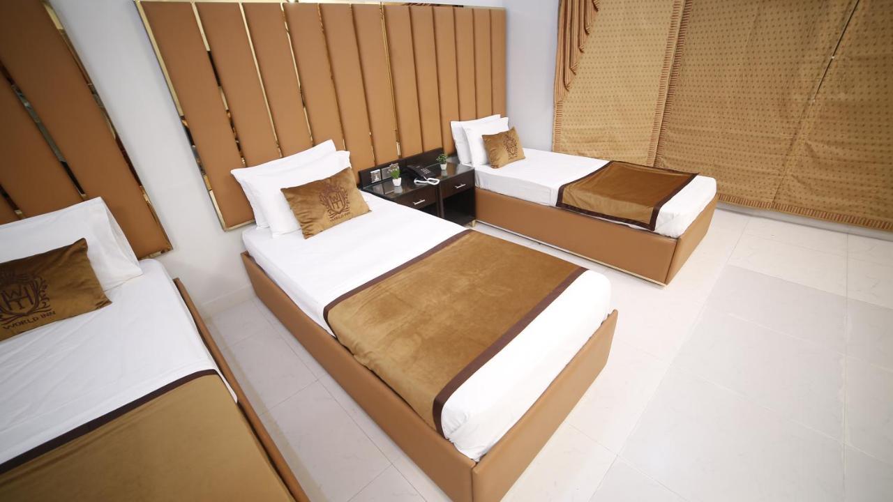 Four Squares Karachi Bed and Breakfast Exteriör bild