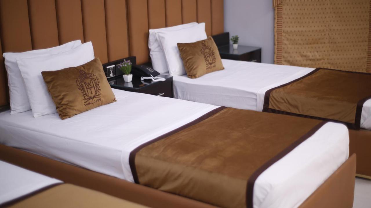 Four Squares Karachi Bed and Breakfast Exteriör bild