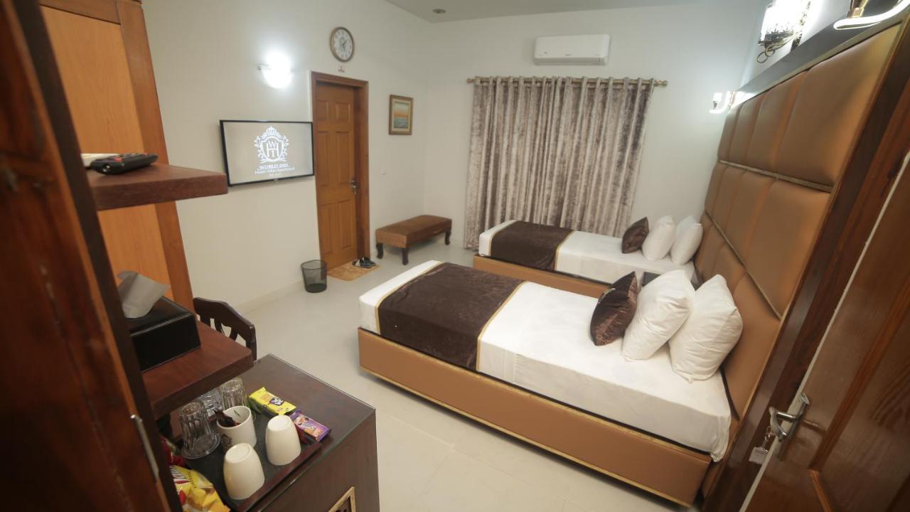 Four Squares Karachi Bed and Breakfast Exteriör bild